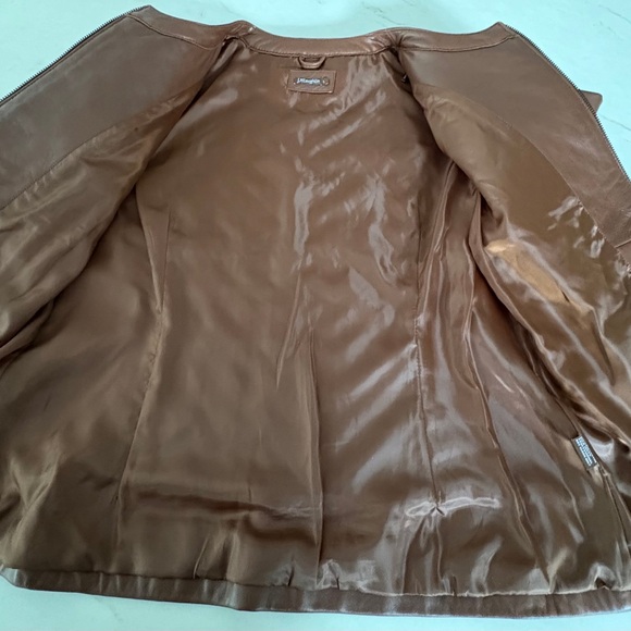 J. McLaughlin Quilted Leather Short Jacket - Picture 14 of 15